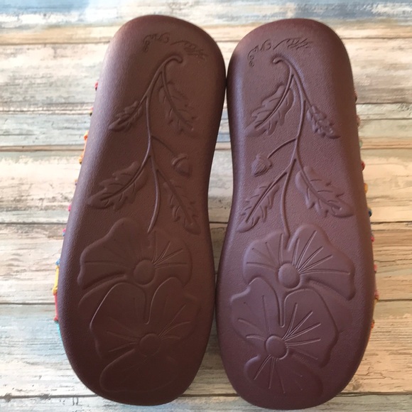 New Colorful Leather Shoes 8 - Picture 5 of 8